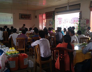 上海联业在云南省禄丰县举办罗茨片区经济作物优质栽培专题培训会